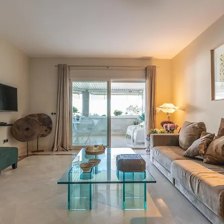 Exclusive 2 Beds On Promenade Apartment Marbella