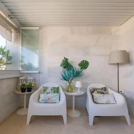 Exclusive 2 Beds On Promenade * Marbella