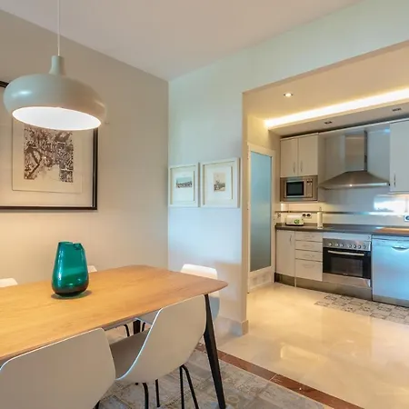 Exclusive 2 Beds On Promenade * Marbella